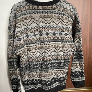 Men's Patterned Sweater - Black and Tan